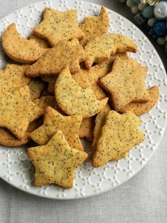 Mákos-sajtos keksz gluténmentesen recept fotója