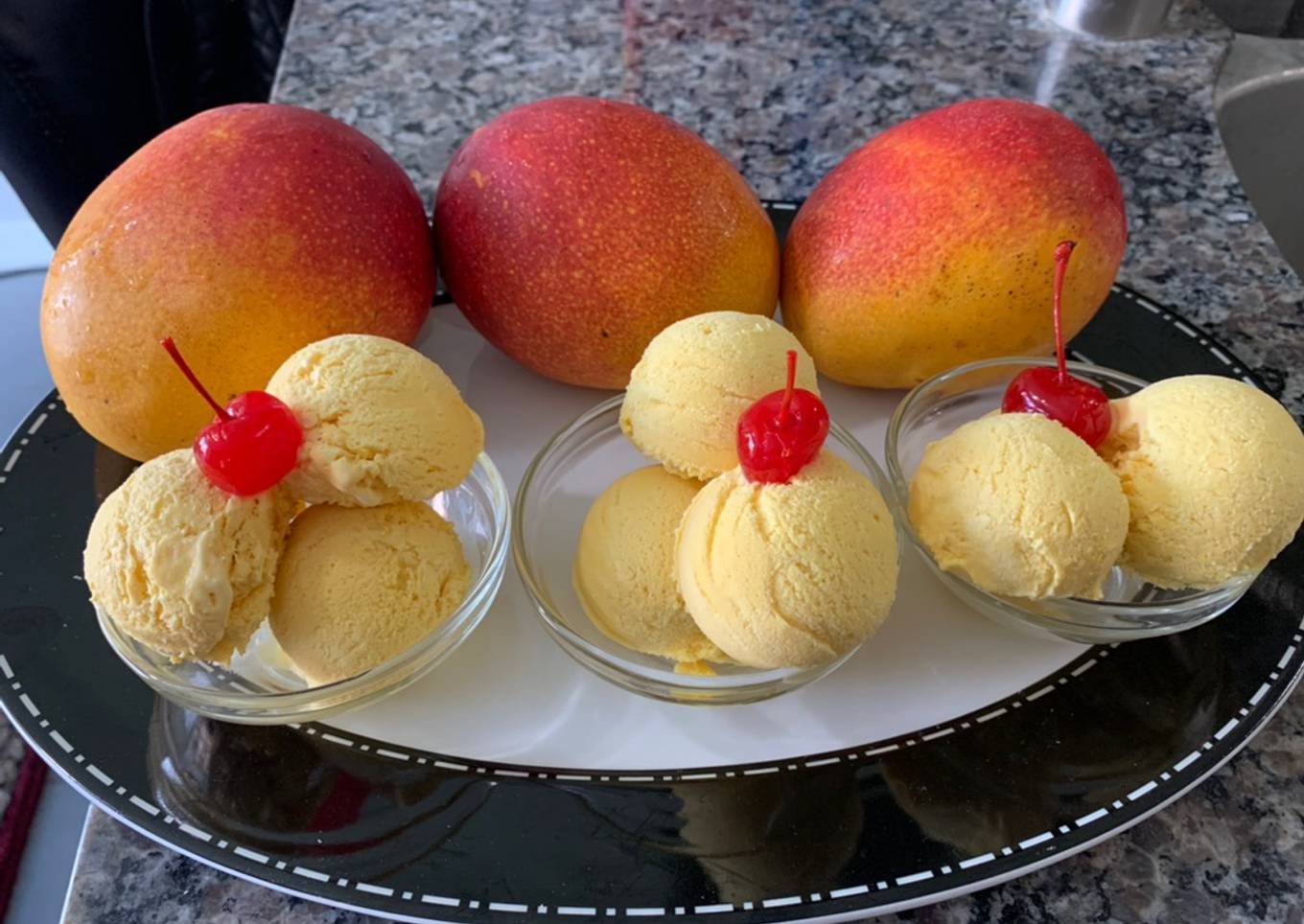 Homemade Mango Ice Cream