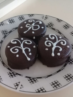 Una foto de Alfajores de chocolate