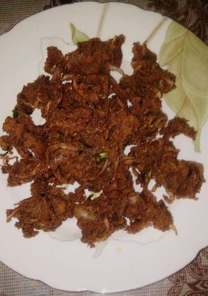 A picture of Moong ki daal ki pakodi.