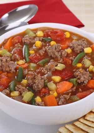 صورة لوصفة طريقة عمل شوربة خضار باللحم المفروم