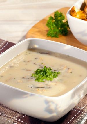 صورة لوصفة طريقة عمل شوربة الفطر والبطاطس