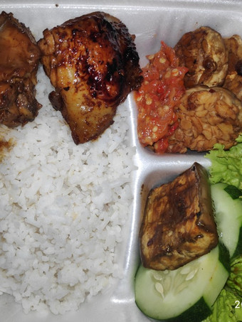 Bagaimana Membuat Ayam bakar royco bumbu rujak Murah