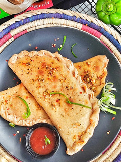 A picture of Whole wheat Pizza Calzone.