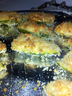 A picture of Stuffed jalapeno poppers.