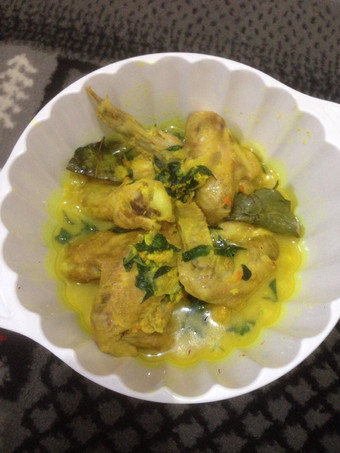 Langkah Mudah untuk Membuat Ayam Kuah Kuning Kemangi Sederhana Dan Enak