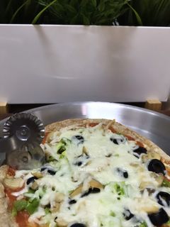 صورة لوصفة 14 بيتزا بالخبز المفرود 🍕