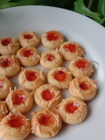 Recipe Strawberry Thumbprint Cookies the So Delicious Delicious