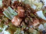Una foto de brócoli, tofu y arroz
