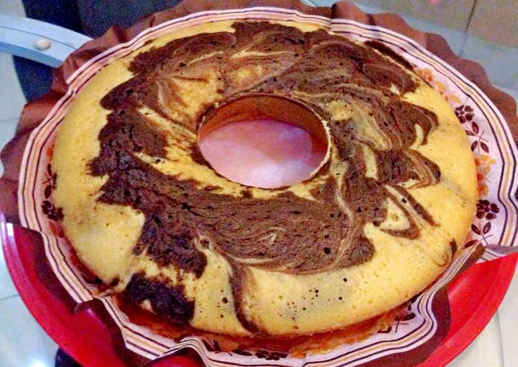 Resep Simple Marmer Cake oleh Dee's Kitchen - Cookpad