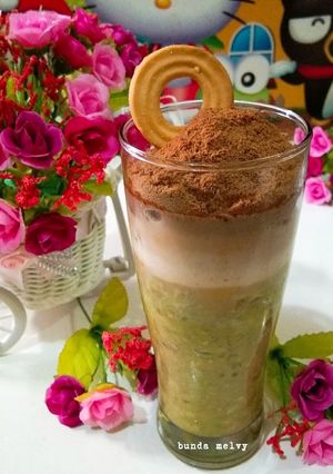 Foto resep Es Alpukat Susu Milo