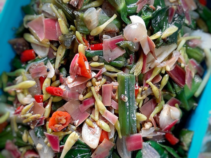 Langkah Mudah untuk Membuat Tumis Genjer Bunga Pepaya, Menggugah Selera