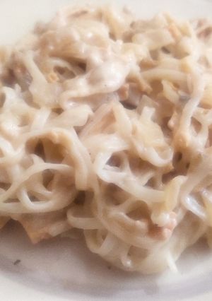 Una foto de Tallarines veganos de arroz a la Parisienne