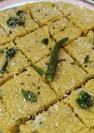 ब्रेड ढोकला (Bread Dhokla recipe in hindi) रेसिपी मुख्य फोटो