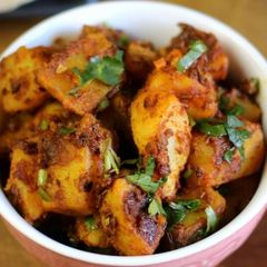 A picture of Aloo jeera.
