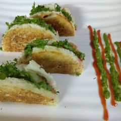 A picture of Sandwich bread fold.