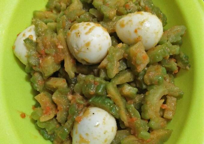 Cara Gampang Menyiapkan Tumis pare telur puyuh, Lezat