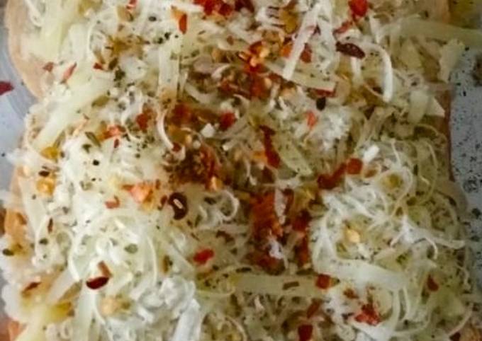 Recipe of Ultimate Bread cheese pizza