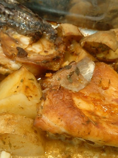Una foto de Pollo y costilla a la barbacoa casera