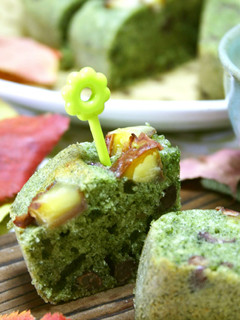 A picture of Cozy Japanese-Style Mugwort Azuki Cake.