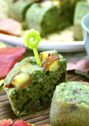 A picture of Cozy Japanese-Style Mugwort Azuki Cake.