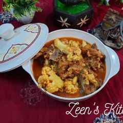 A picture of Hyderabadi Gobhi Gosht.