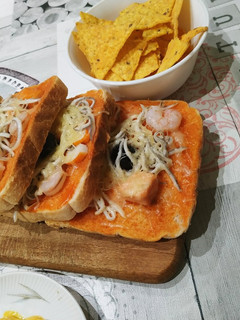 Una foto de Pizza tostada
