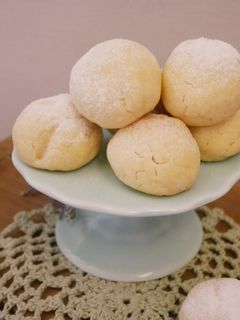 超簡單「雪球餅乾」入口即化好好吃!! 的食譜成品照片