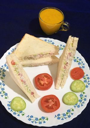 A picture of Cool Cool Sandwich.