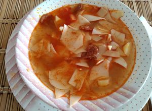Békebeli lebbencsleves (egyszerű, laktató és finom) recept fotója