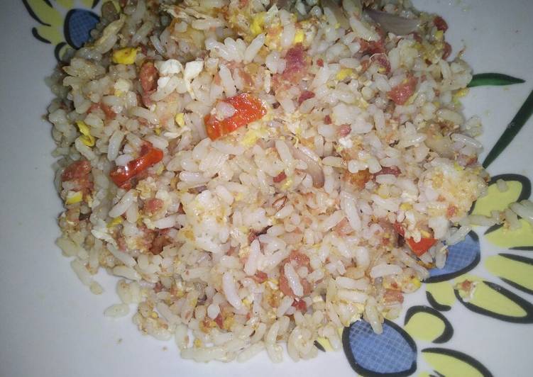 Cara Terbaik AppetizingNasi goreng kornet enak &amp; simpel ala anak kos