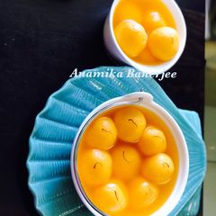Komolabhog: Orange Flavoured Roshogolla A picture of Komolabhog: Orange Flavoured Roshogolla.