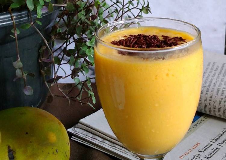 Resep Smooties Mango Enak dan Antiribet