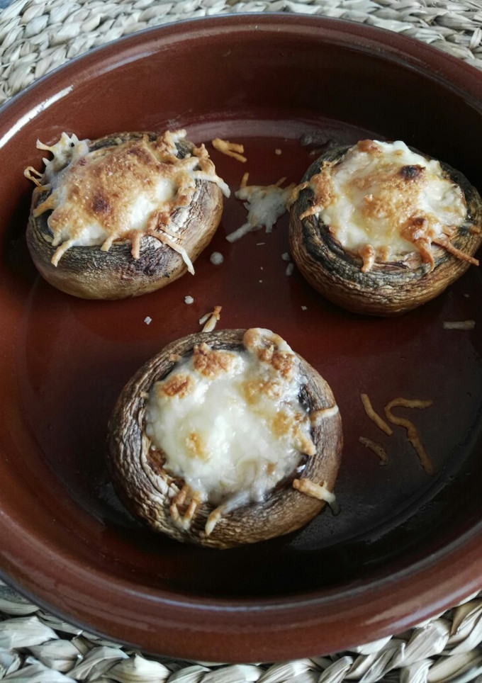 Una foto de Champiñones al horno con queso