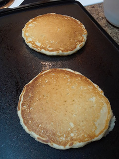 A picture of Buttermilk Pancakes.