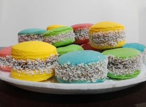 Una foto de Alfajorcitos de colores