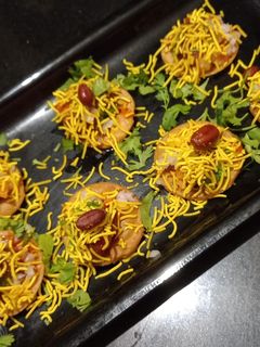 સેવ પૂરી (Sev Poori Recipe In Gujarati) રેસીપી મુખ્ય ફોટો