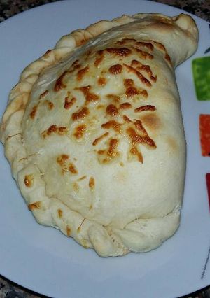 Una foto de Pizza rellena