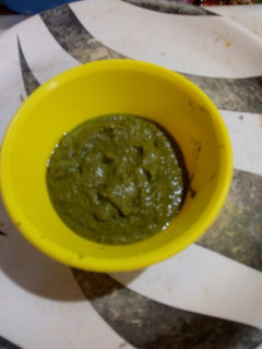 பச்சை கொத்தமல்லி சட்னி (Pachai kothamalli chutney recipe in tamil) செய்முறை முக்கிய புகைப்படம்