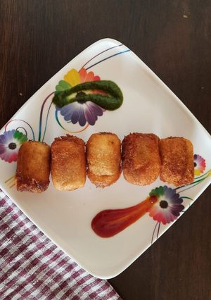 A picture of Bread Roll.