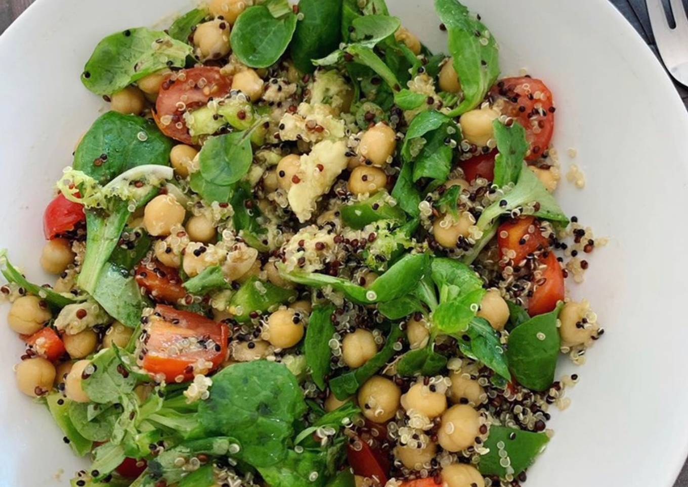 Ensalada de quinoa y garbanzos