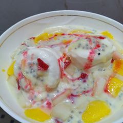 Falooda with ice cream A picture of Falooda with ice cream.