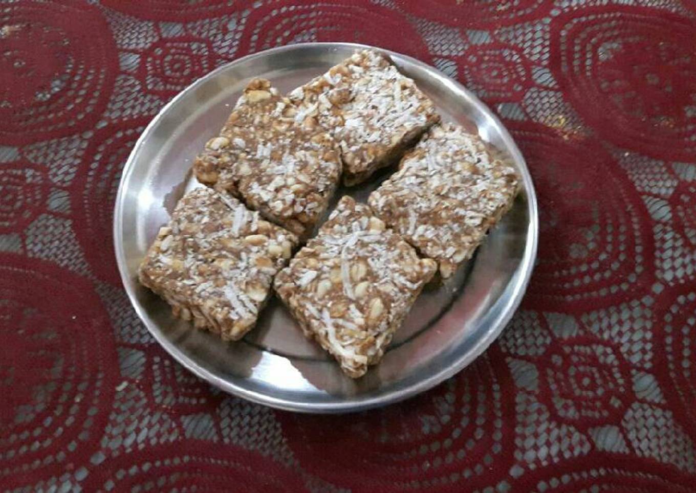 Coconut and peanut chikki