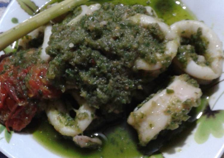 Resep Cumi Sambal Cabe Ijo Praktis Oleh Lisa Anggela Cookpad