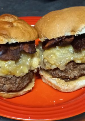 A picture of Elvis Burger.
