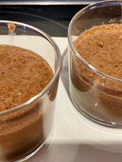 Una foto de Mousse de chocolate