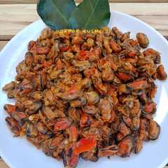 A picture of Sambal goreng kerang.
