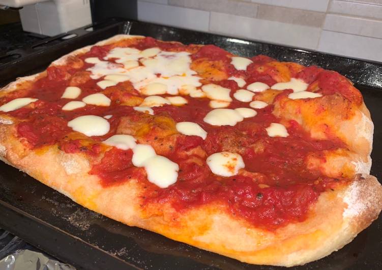 Pizza margherita in teglia (Bonci)