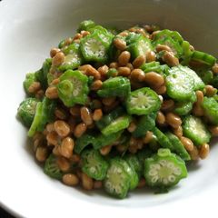 A picture of Okra & Nattō.