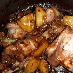 A picture of Adobong manok.
